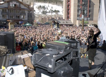 Michael Franti and Spearhead